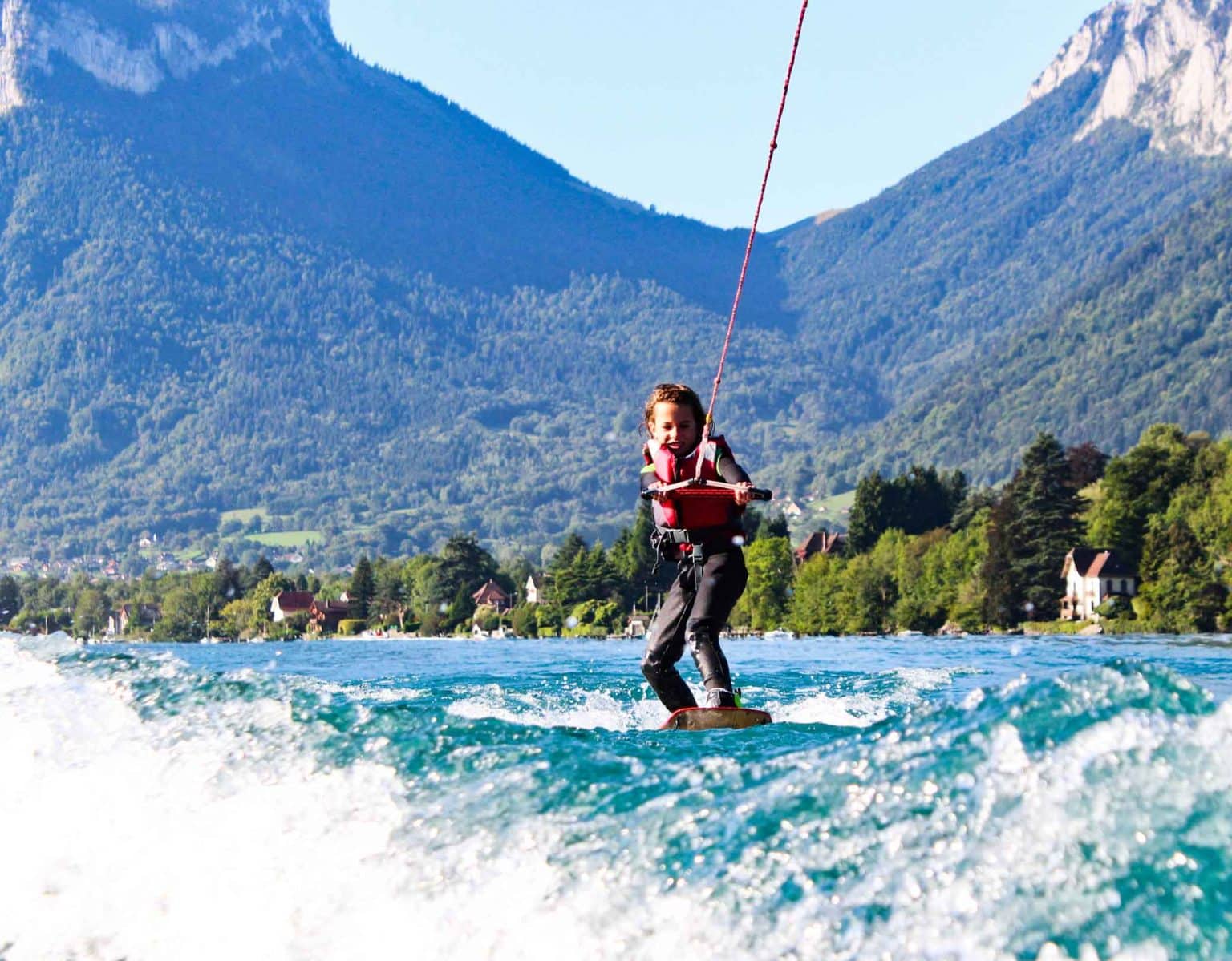 SKI-WAKE